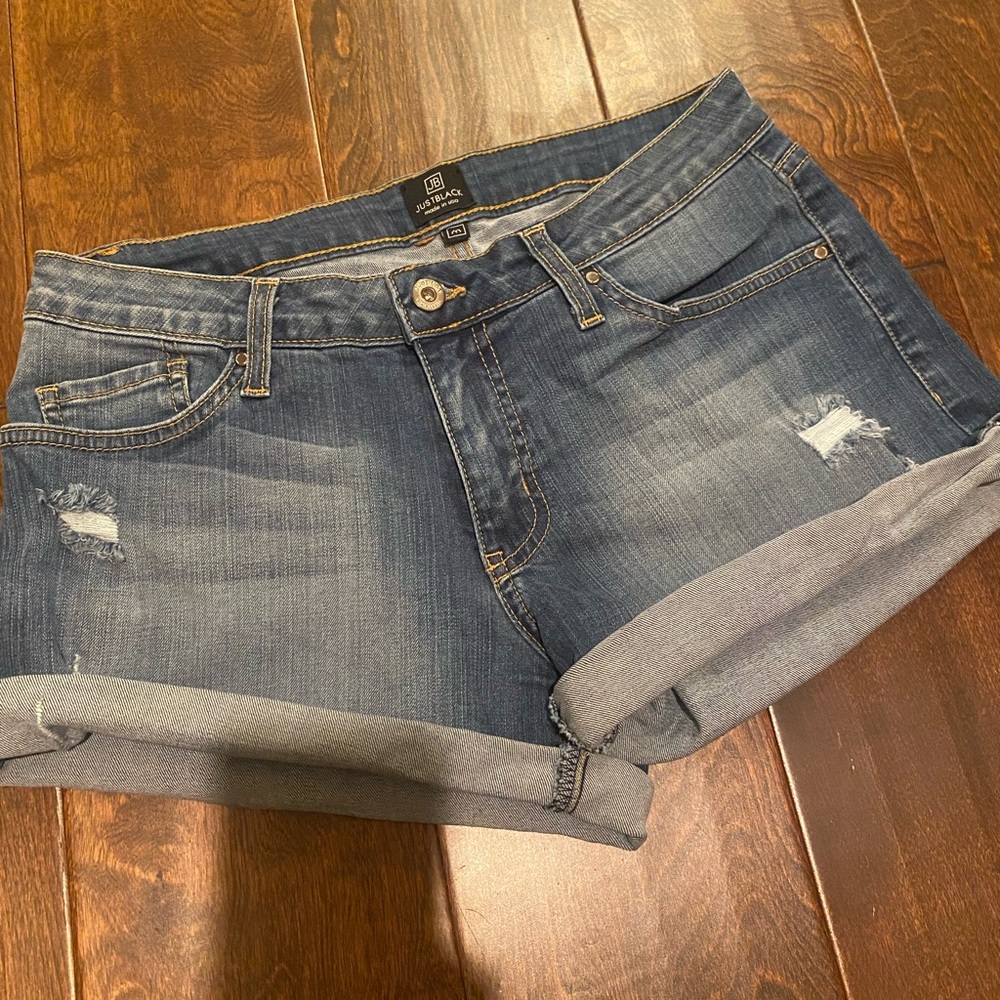 Just Black shorts size medium